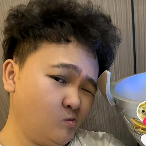 给我死，小紧凑！