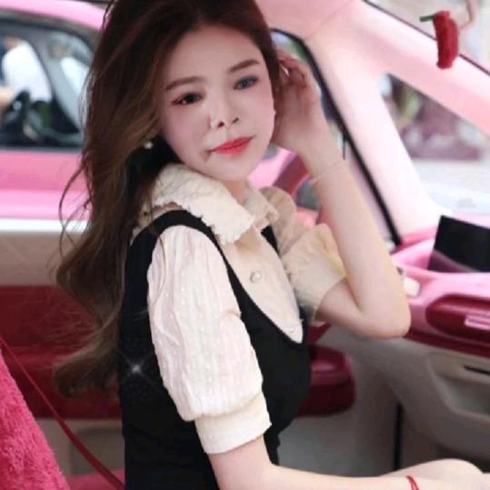 玉连，，，拒绝私聊。