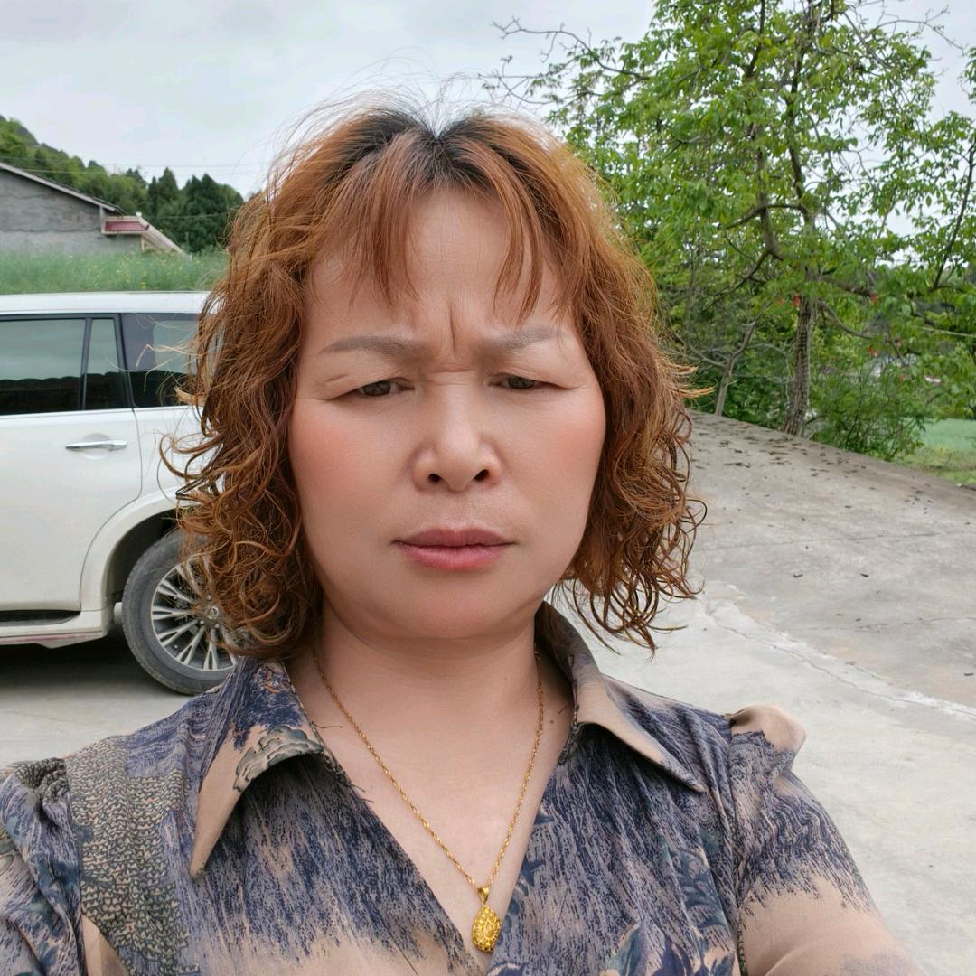 秋菊，70后阿姨