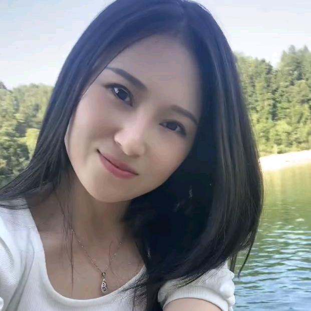 微微一笑😊😊