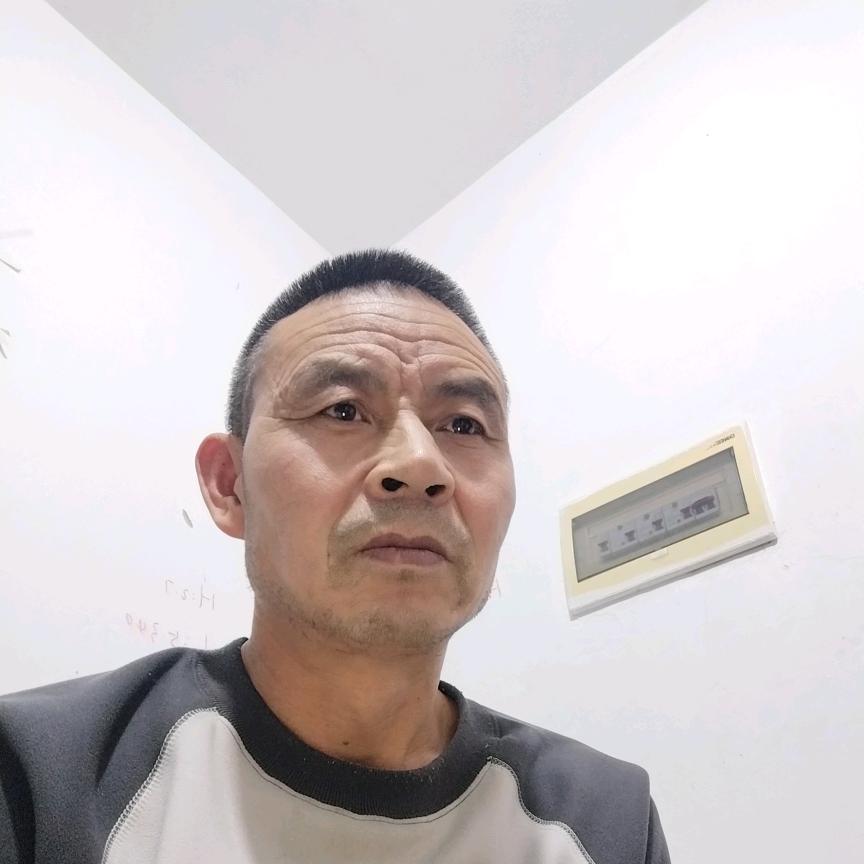 鹤岗辉哥。