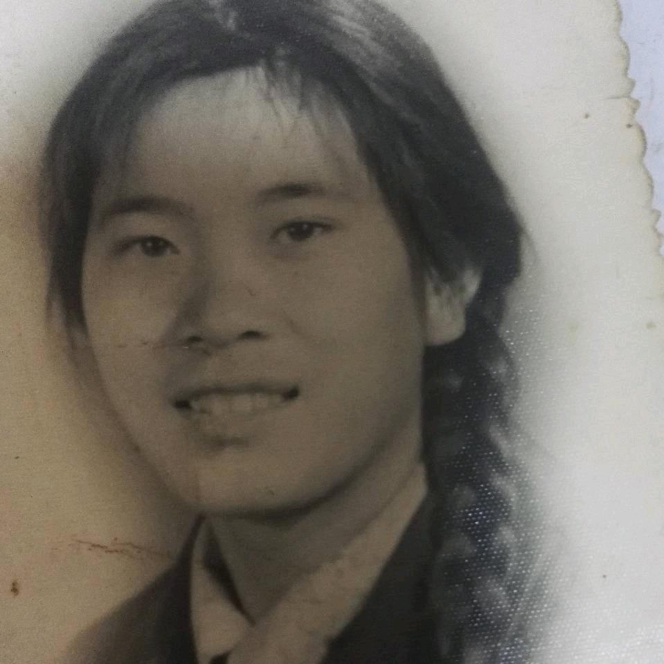 蓝玫瑰代头像
