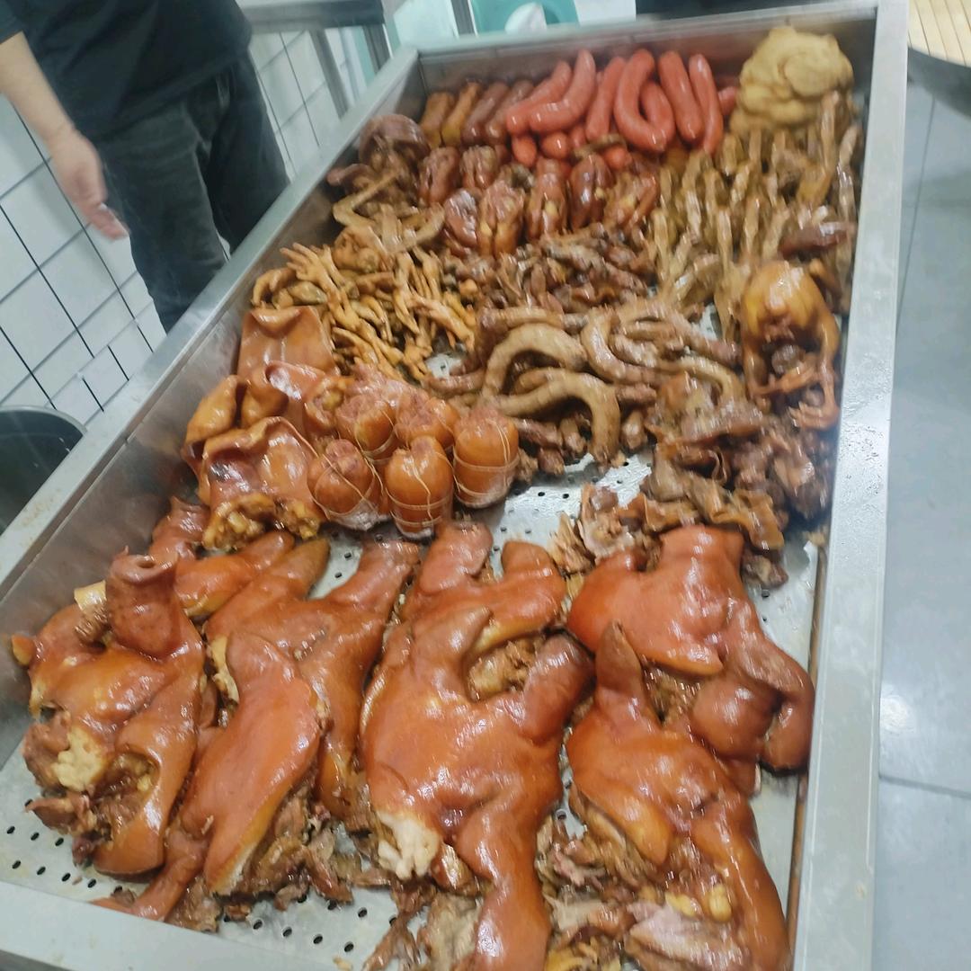 霍师傅大锅卤菜《长年招收学员》