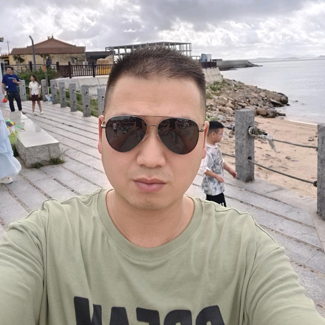 单纯的社会复杂的人