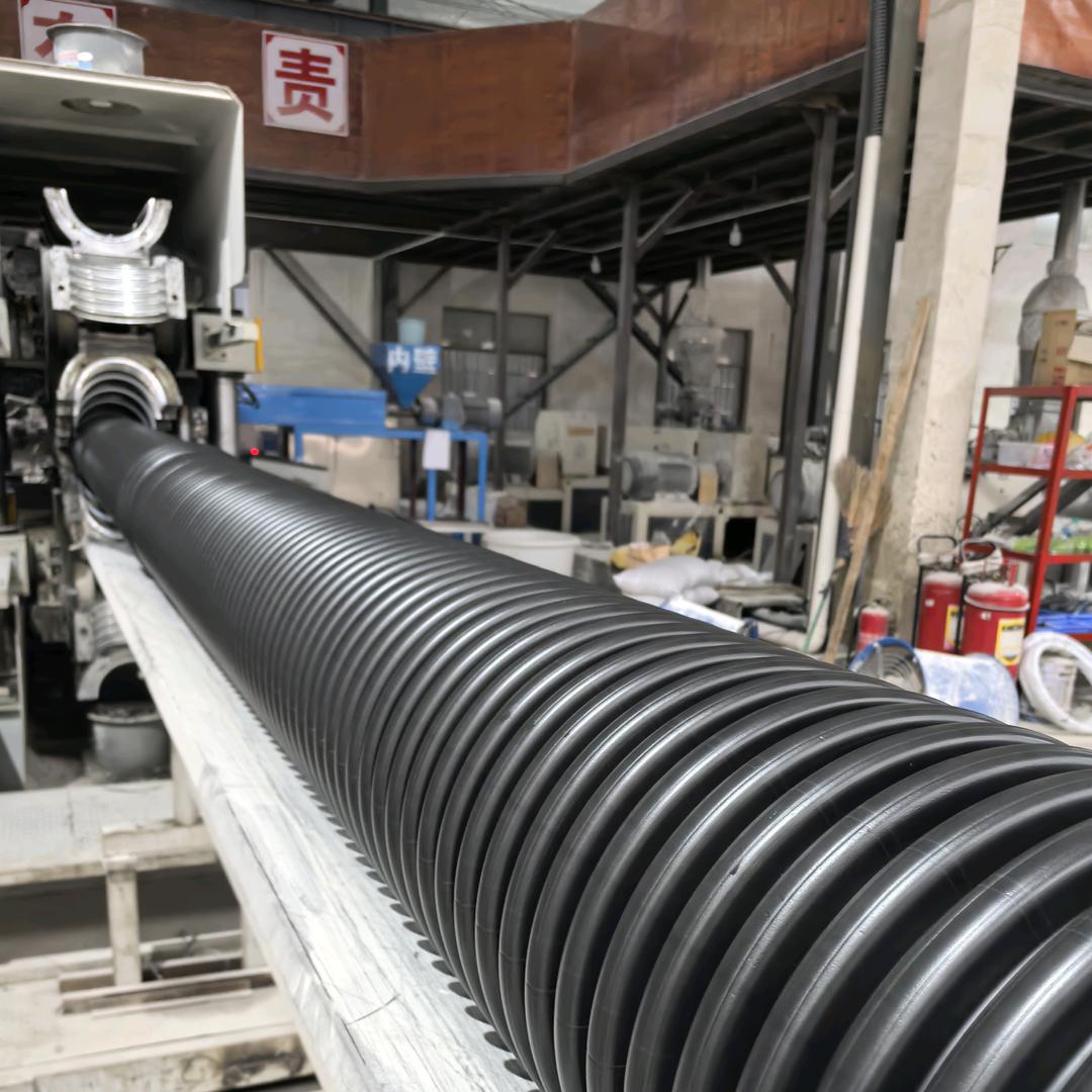 江西正鸣管业王国华