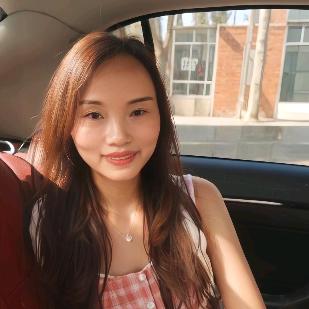 南安华浔设计-吴小美