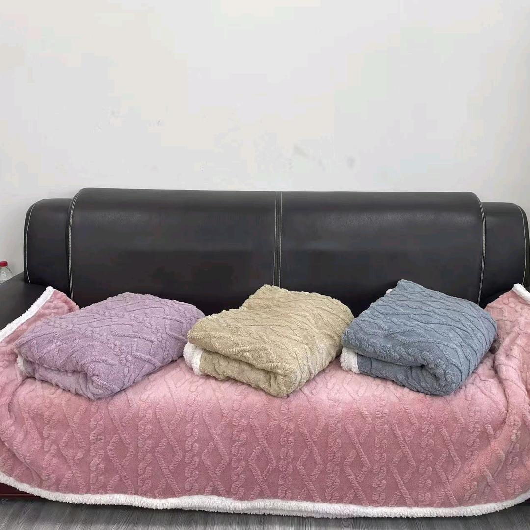 伊伊家纺好货店