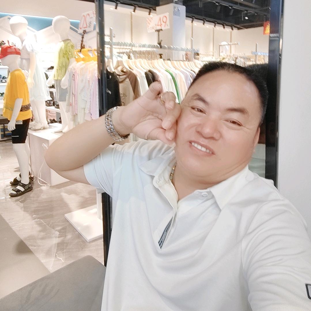 龙哥，（拒绝私聊）