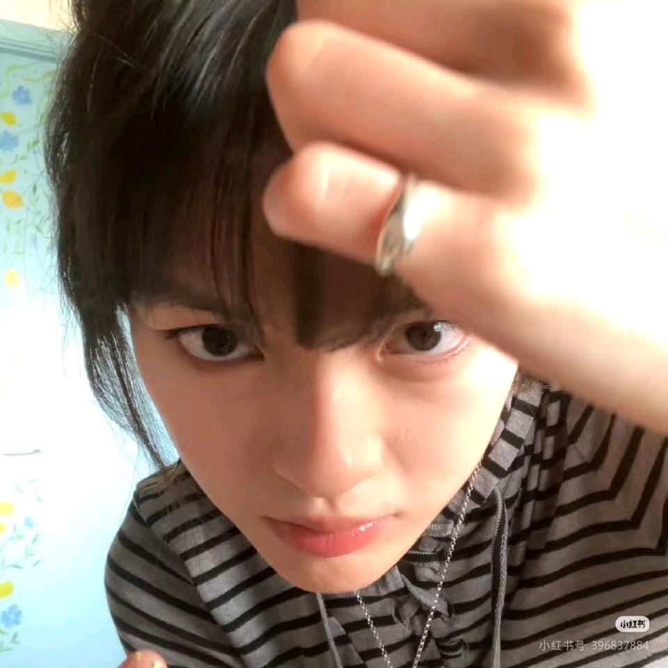 痣.