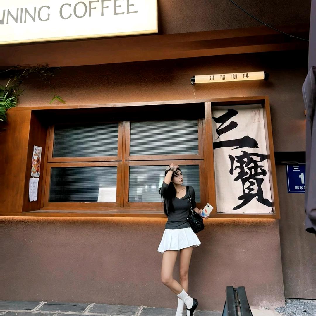 Benjamin小明服饰工厂店