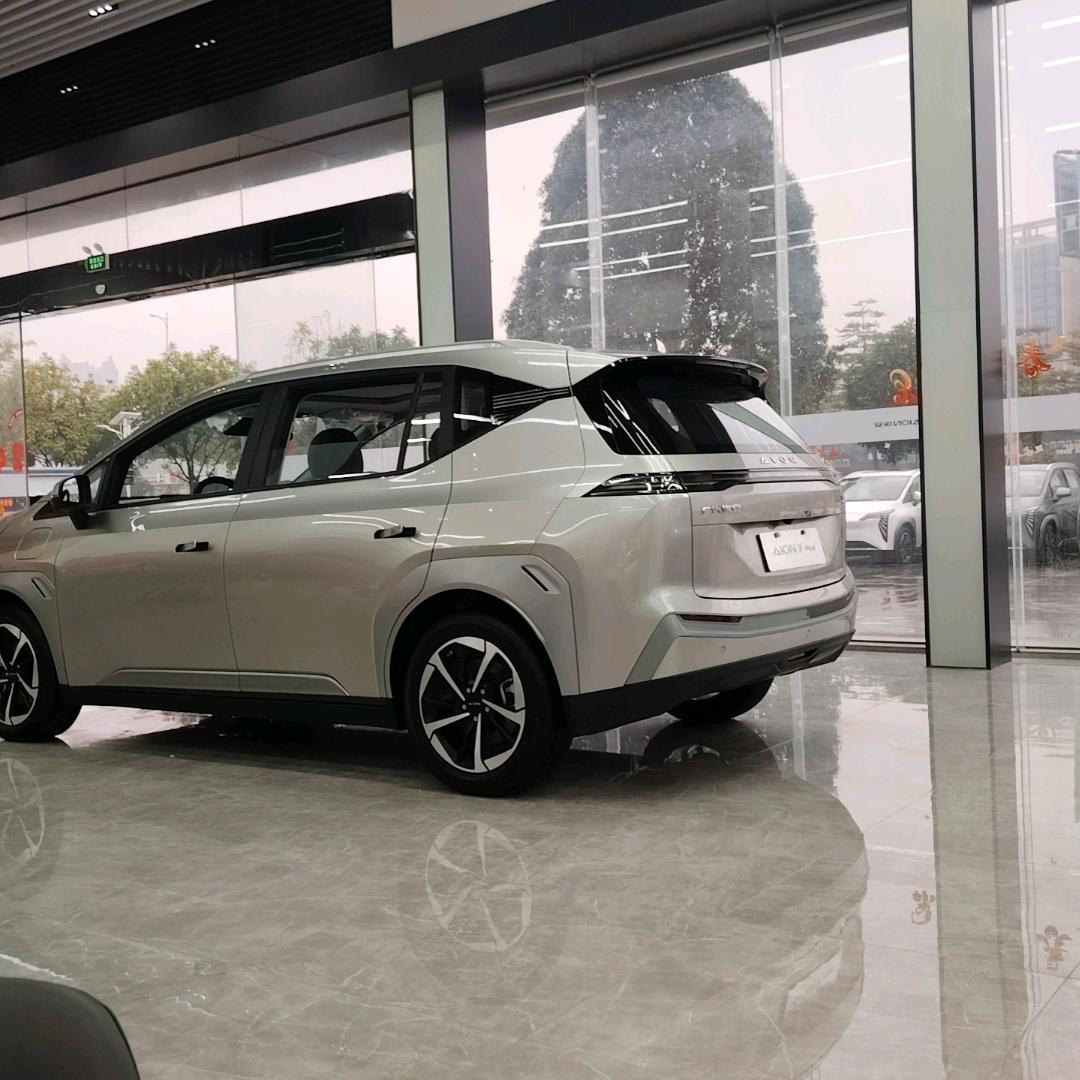 @佛系跑车趙师傅