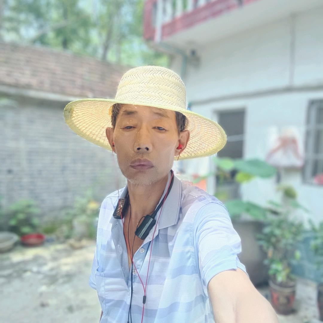 张哥不定时开播。唱歌，经验分享（王团）