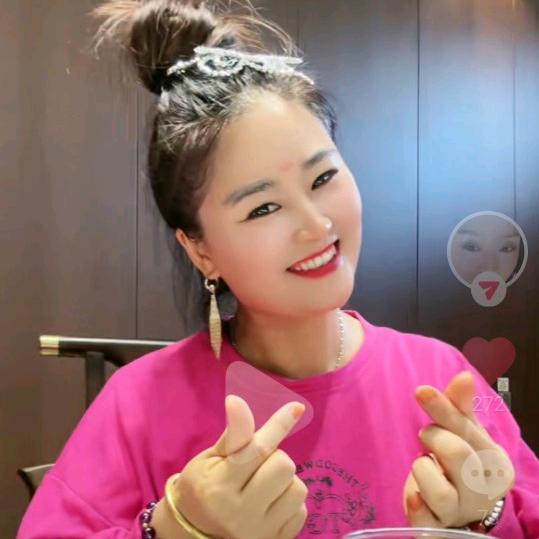 开心姥姥《吉祥鼓舞队》