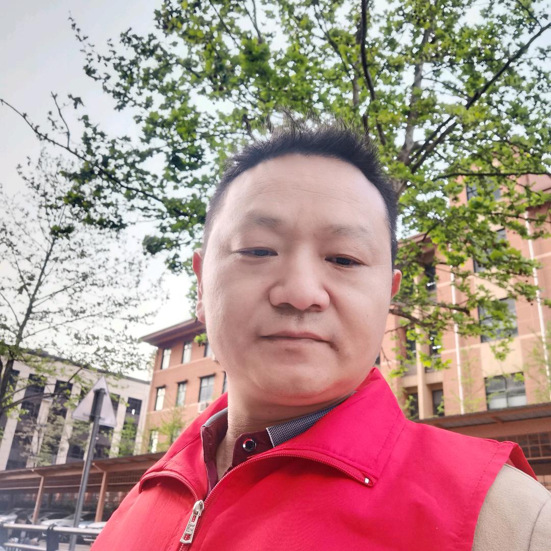 天使哥（同名大号每晚8:10开播）