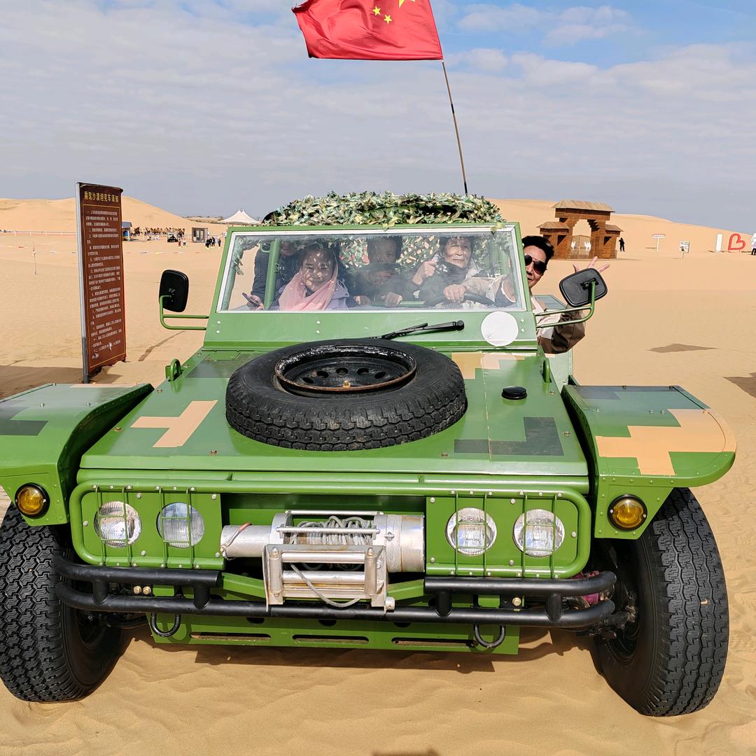 海阔凭鱼跃，天高任鸟飞。