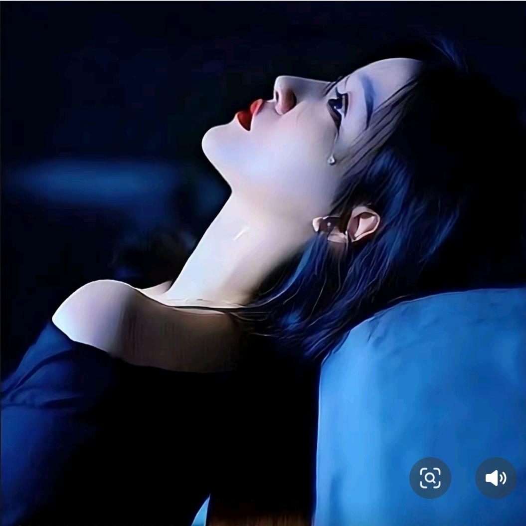 满身的伤痕❣️💔