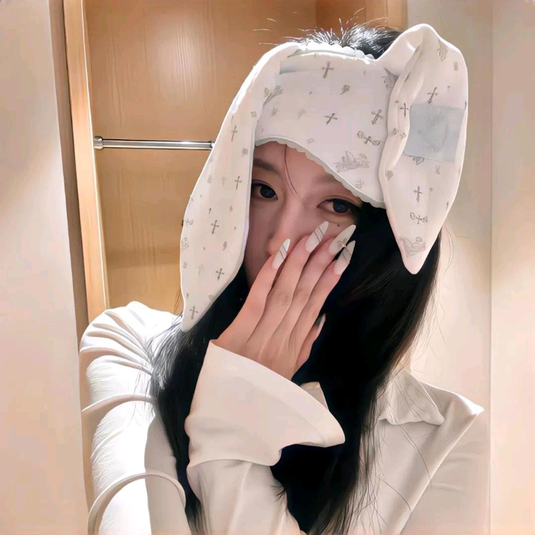小猫椰拿铁～