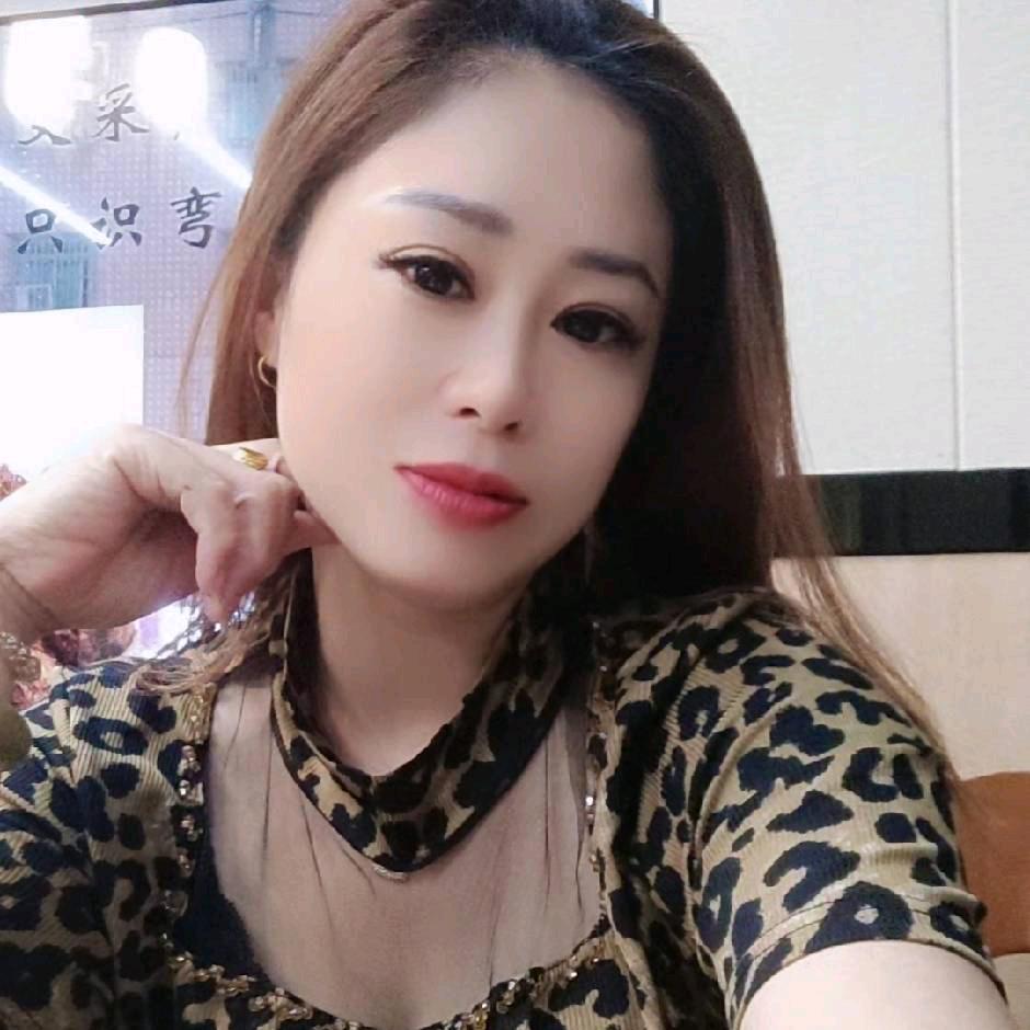 🎎