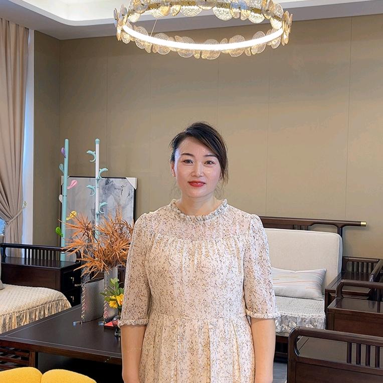 新密万林家具松红