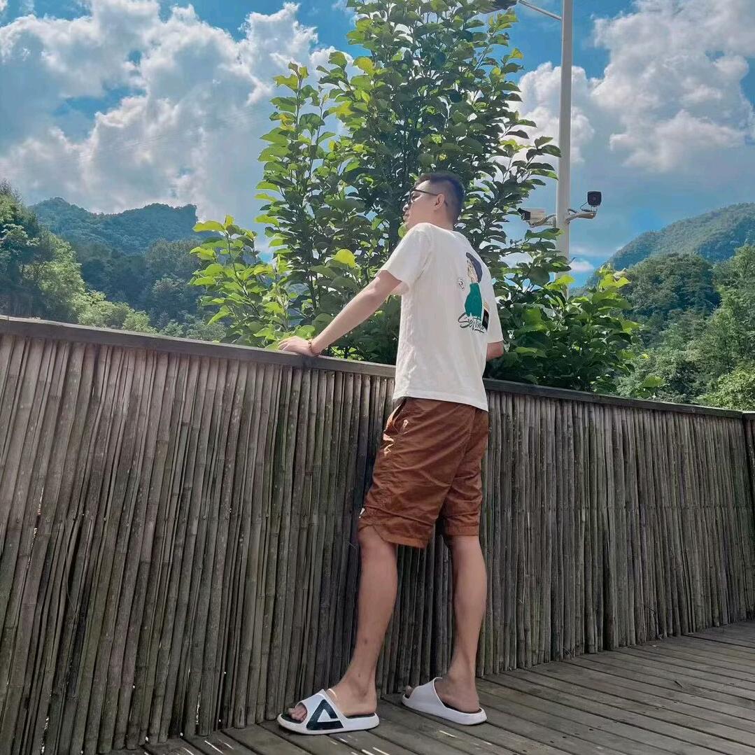 一抹残阳伴余生、