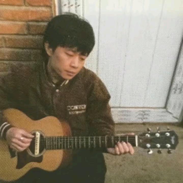 嘿！阿卓🦔