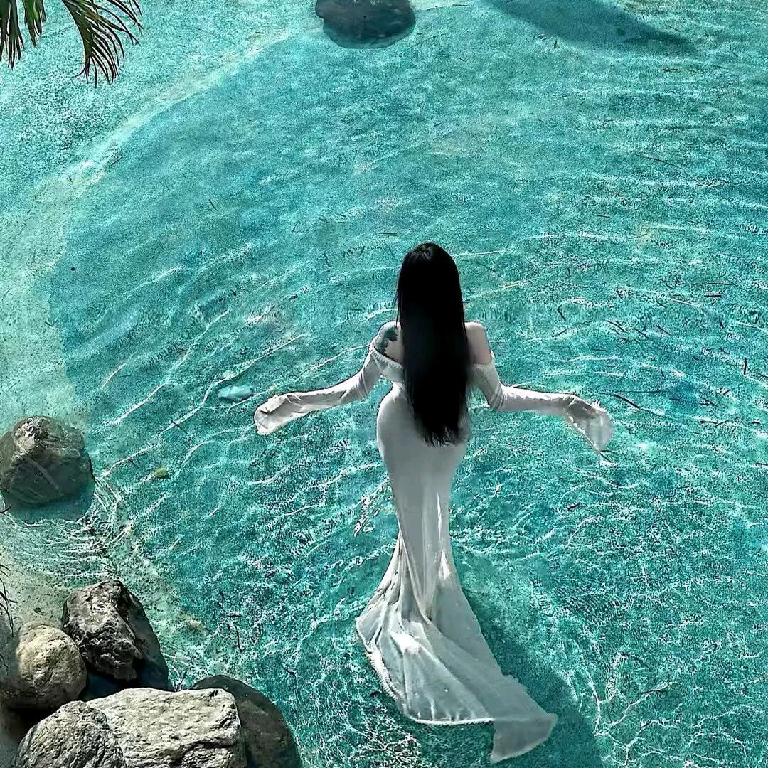 G.E.M.泡芙🦋