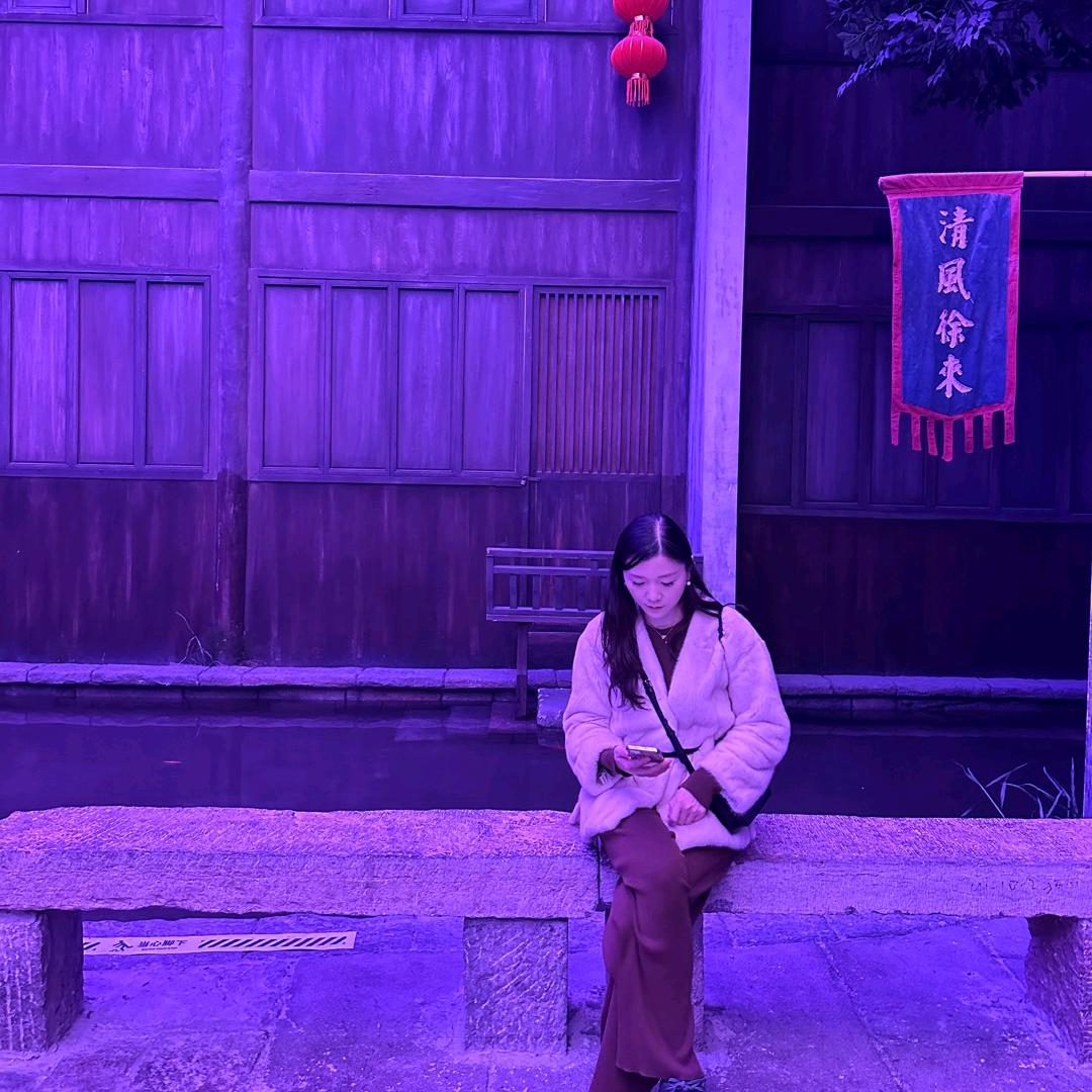 原来是姐妹吖