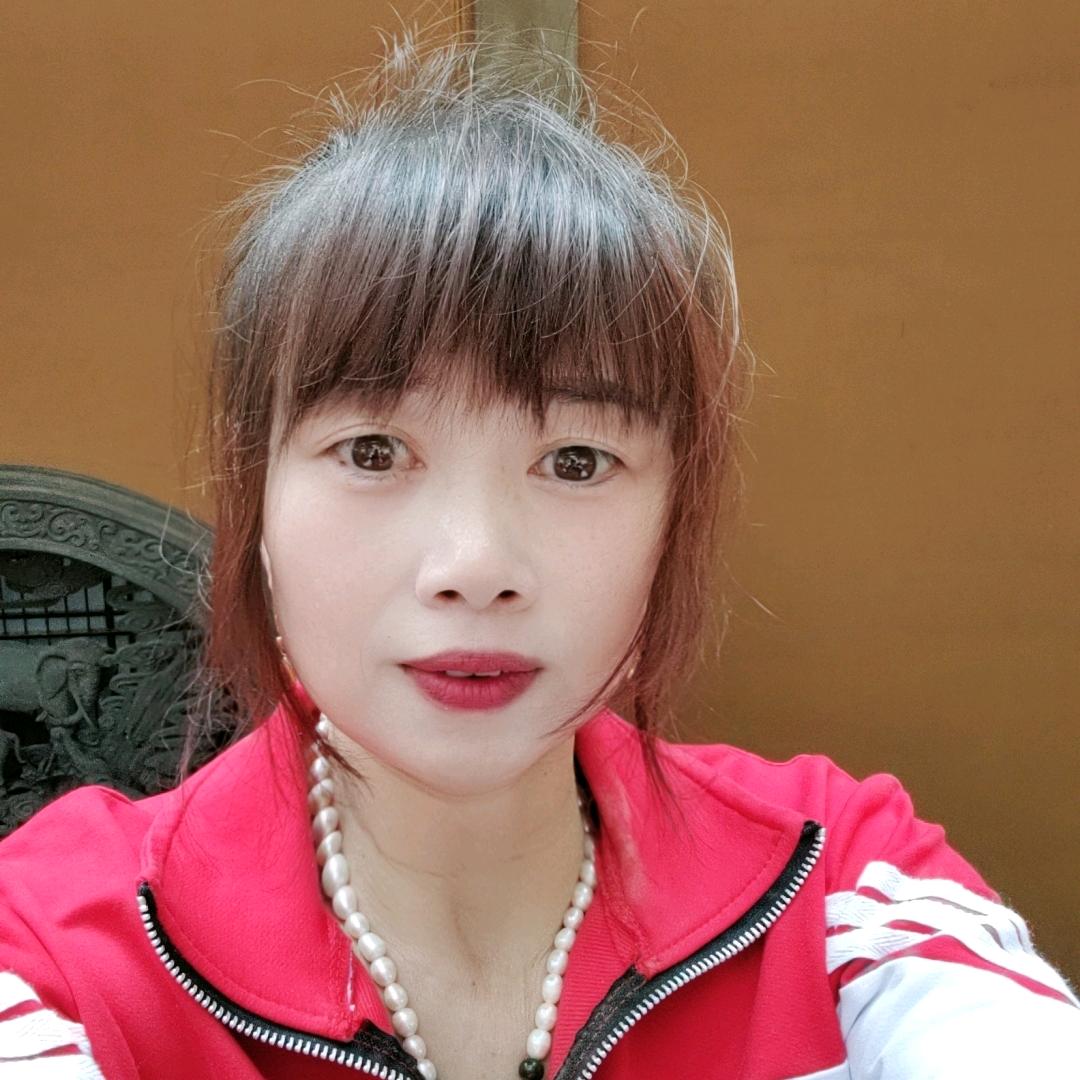 笑笑姐。