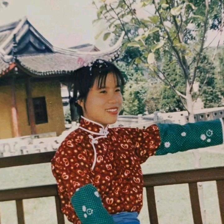 周姐