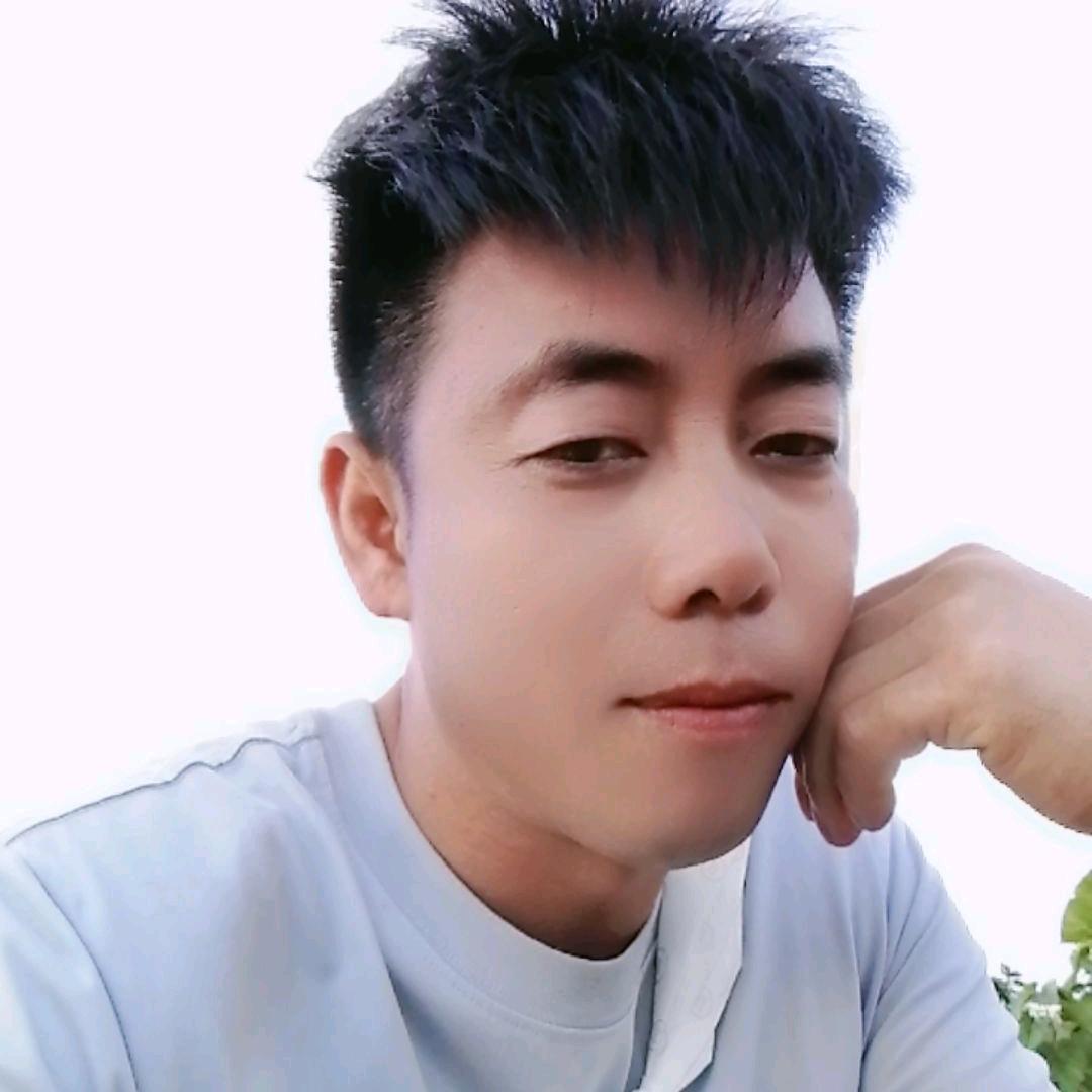 小🧍‍♂️杨🧍‍♂️哥🧍‍♂️