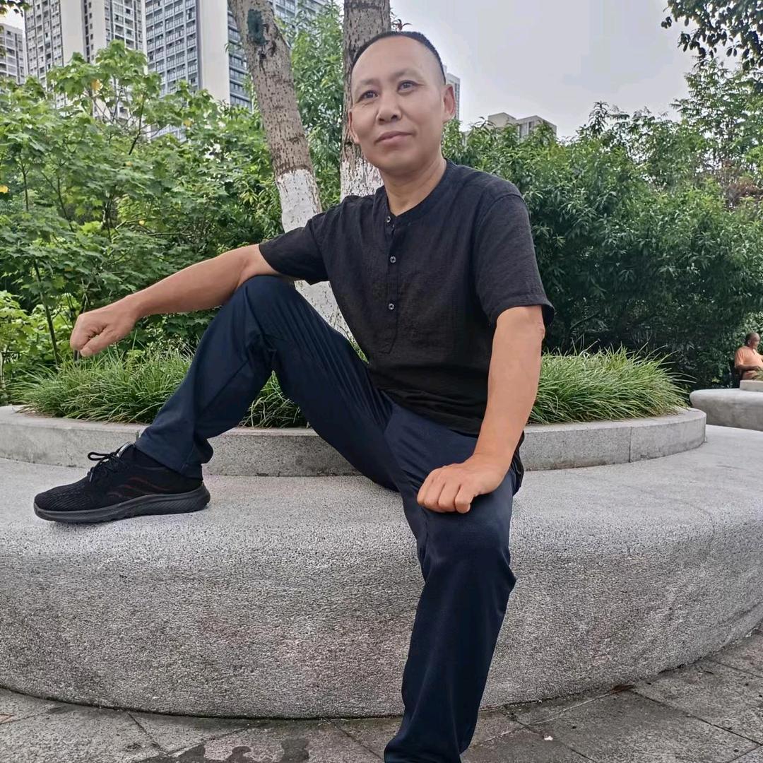 彩虹邓世高