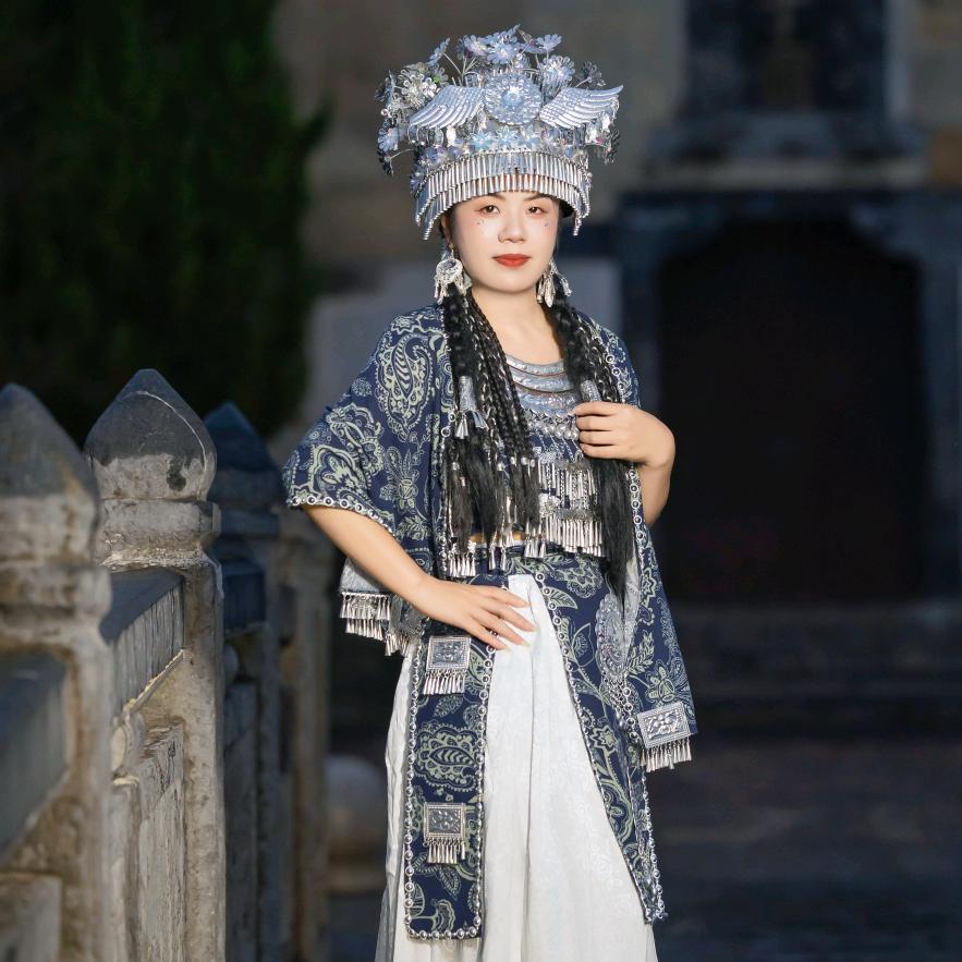 薪美柏