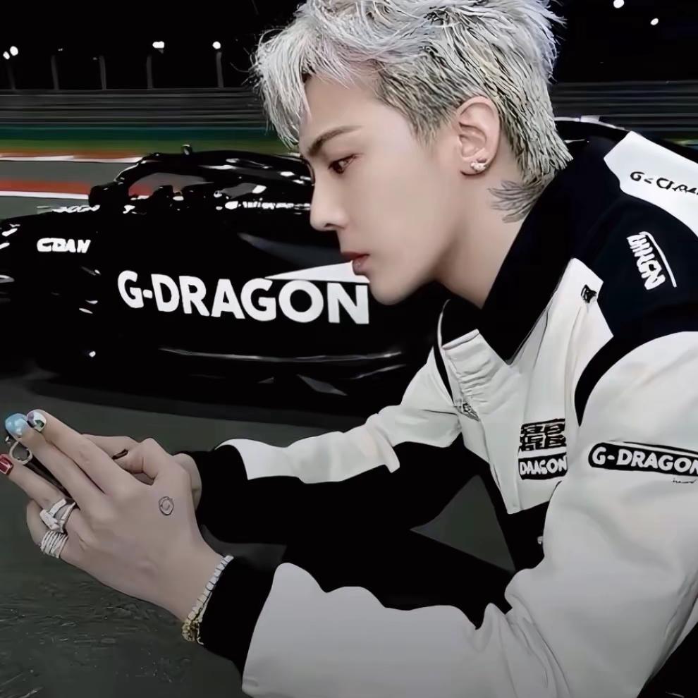 前路漫漫亦灿灿