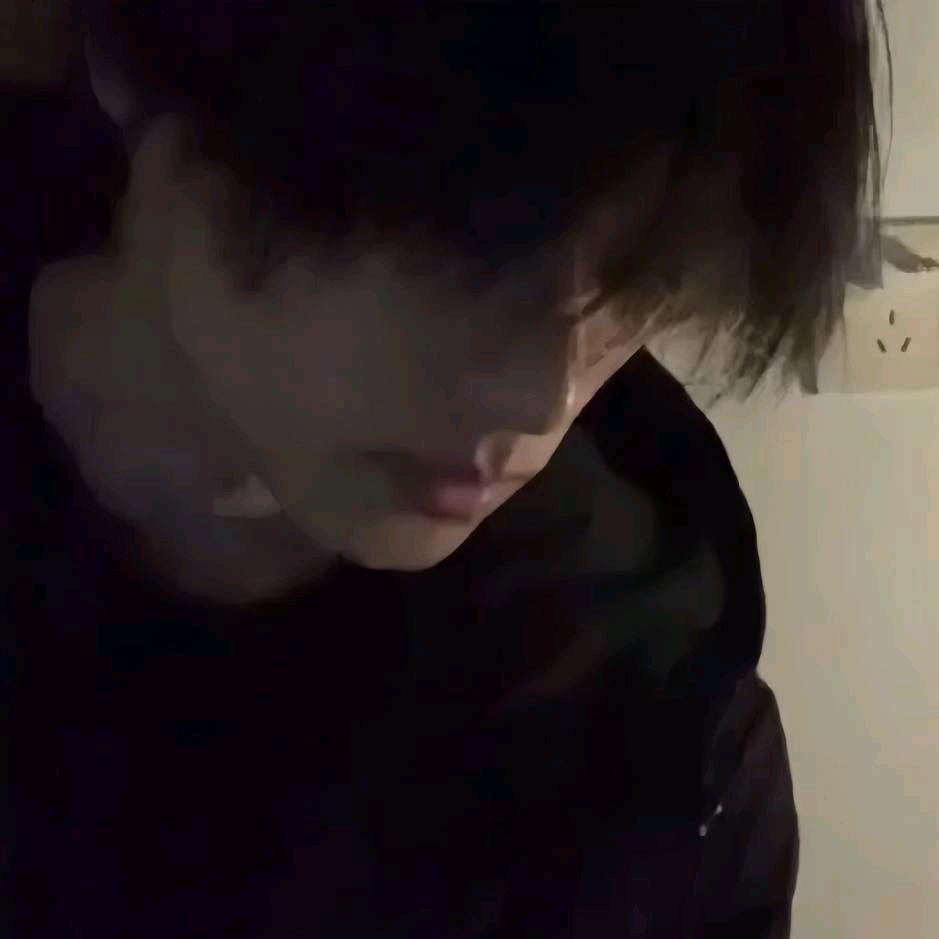壮壮装装的
