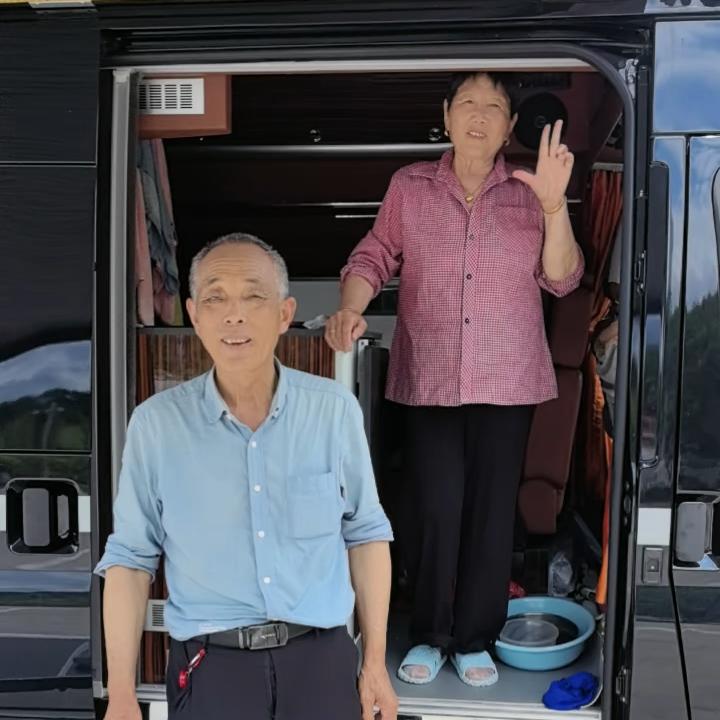 老吴房车自驾游中国