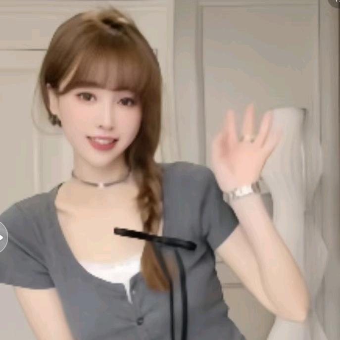 游鹿鹿服装穿搭