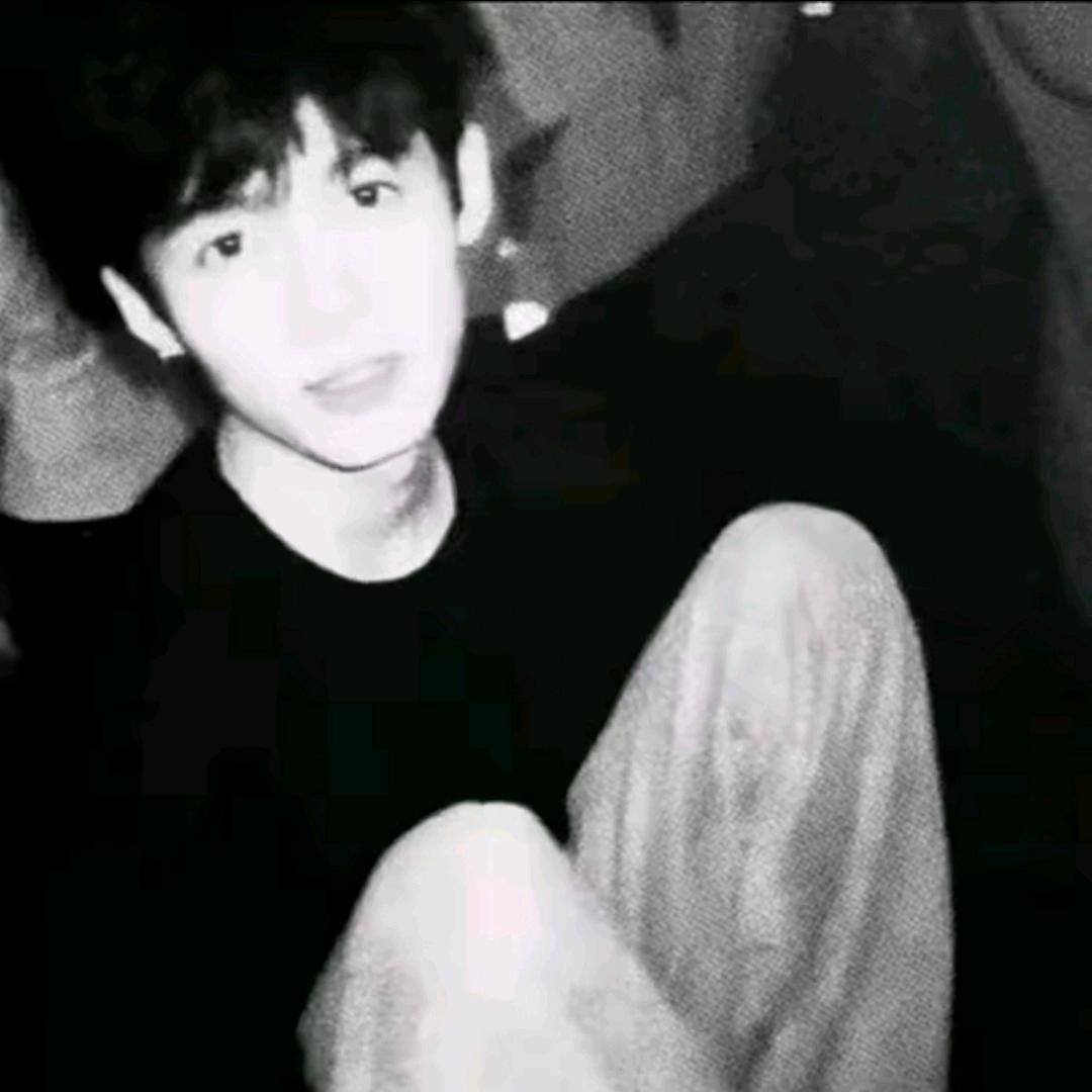 九点睡