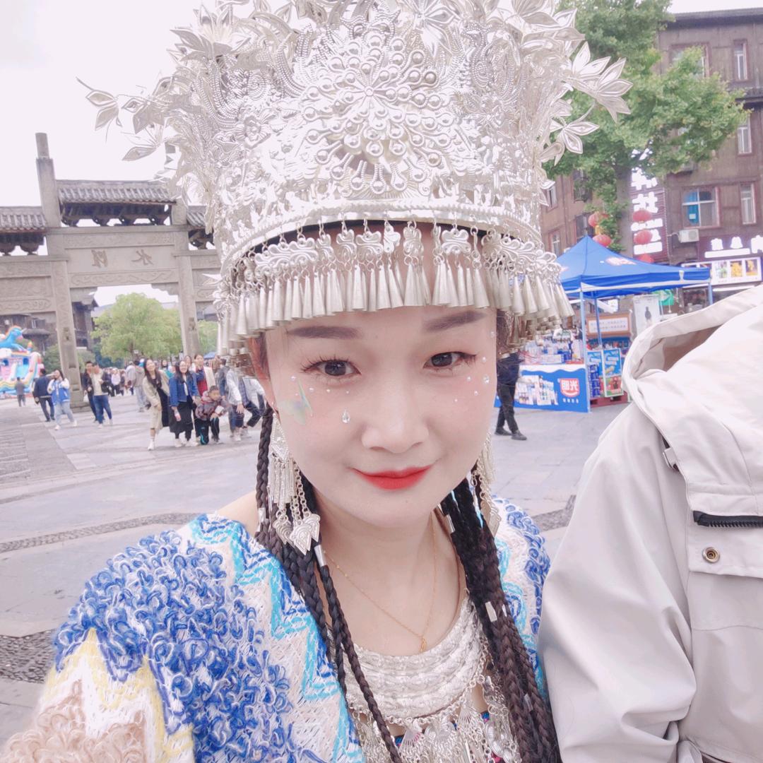 努力的艳艳吖