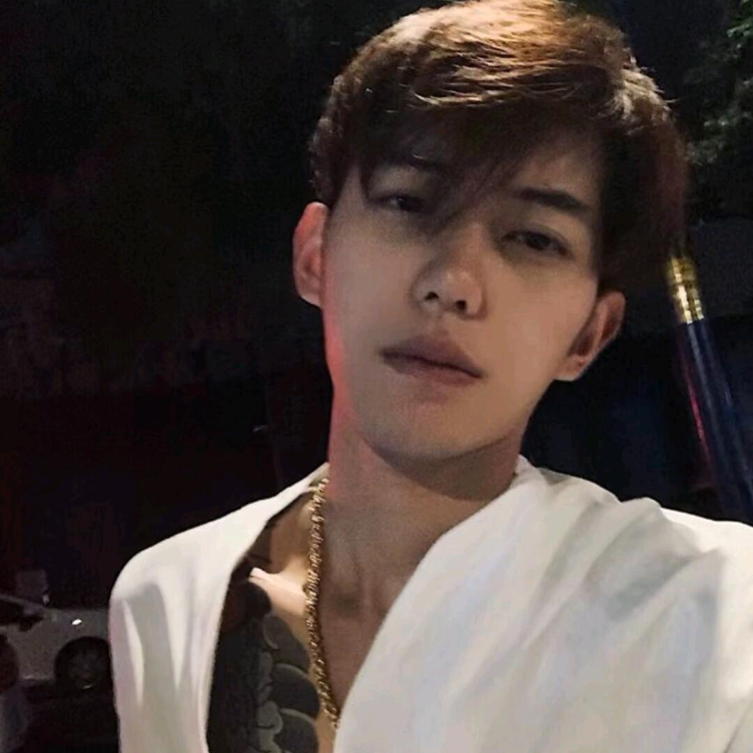冷冰的鱼.