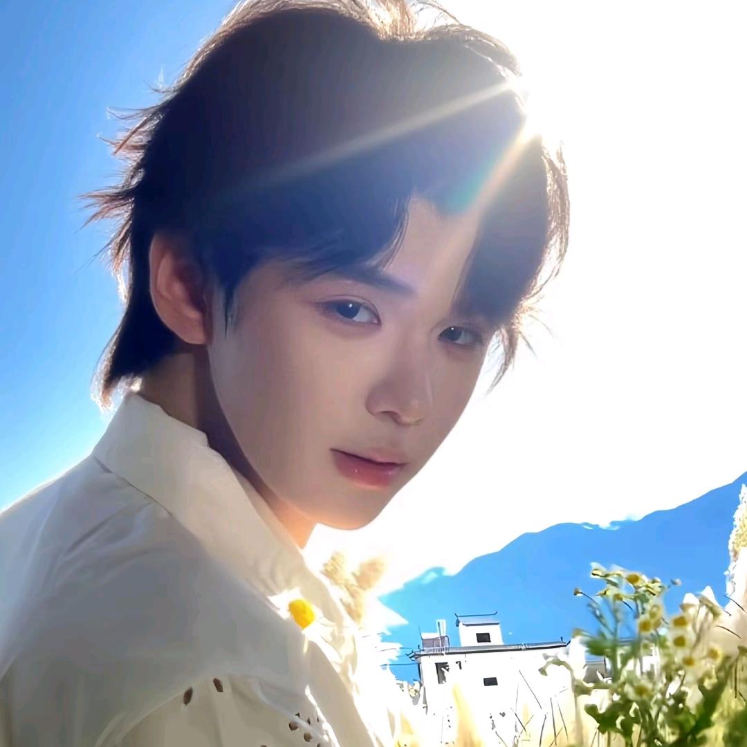 小小怡🍂（见过何铮版）