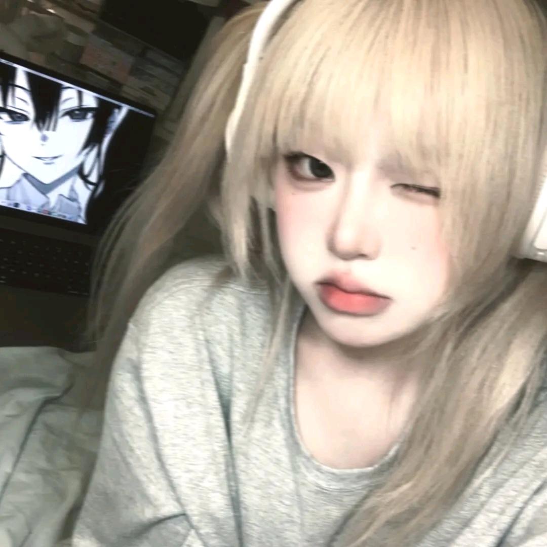 悲伤小蛋糕🧁.