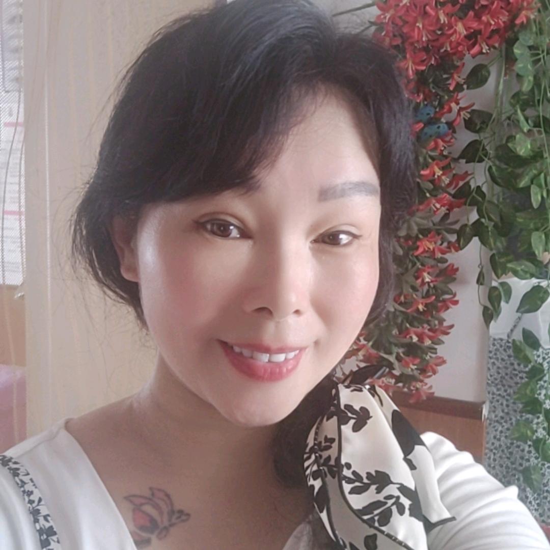 江江首播每天晚上开播8.30感谢支持亲！