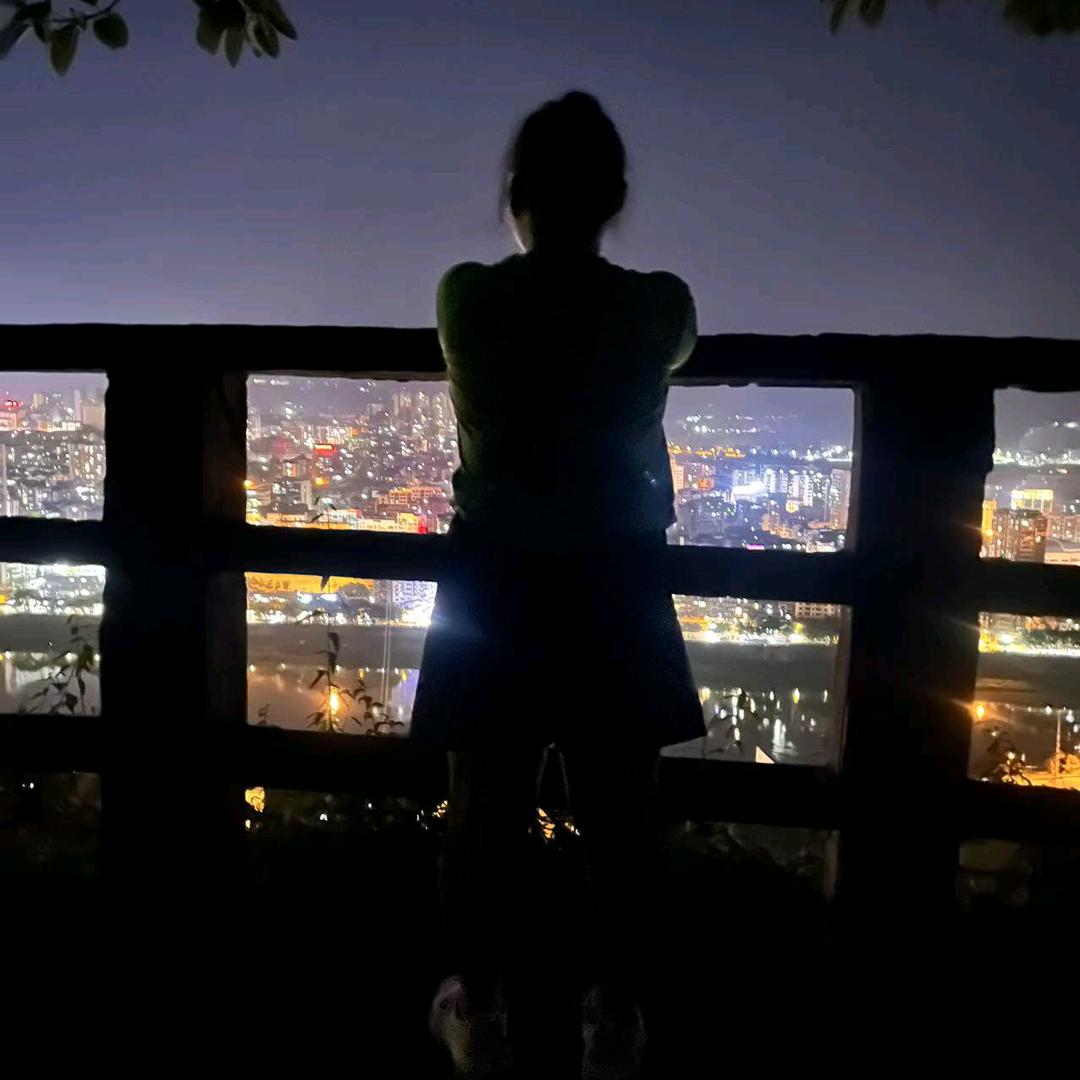 小石榴籽