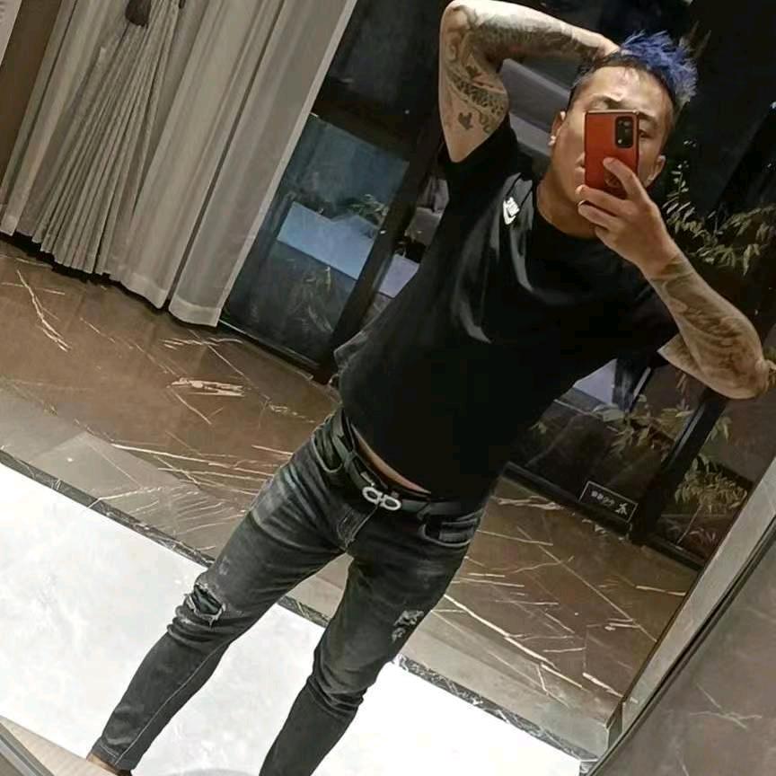 比猛禽还猛的男人