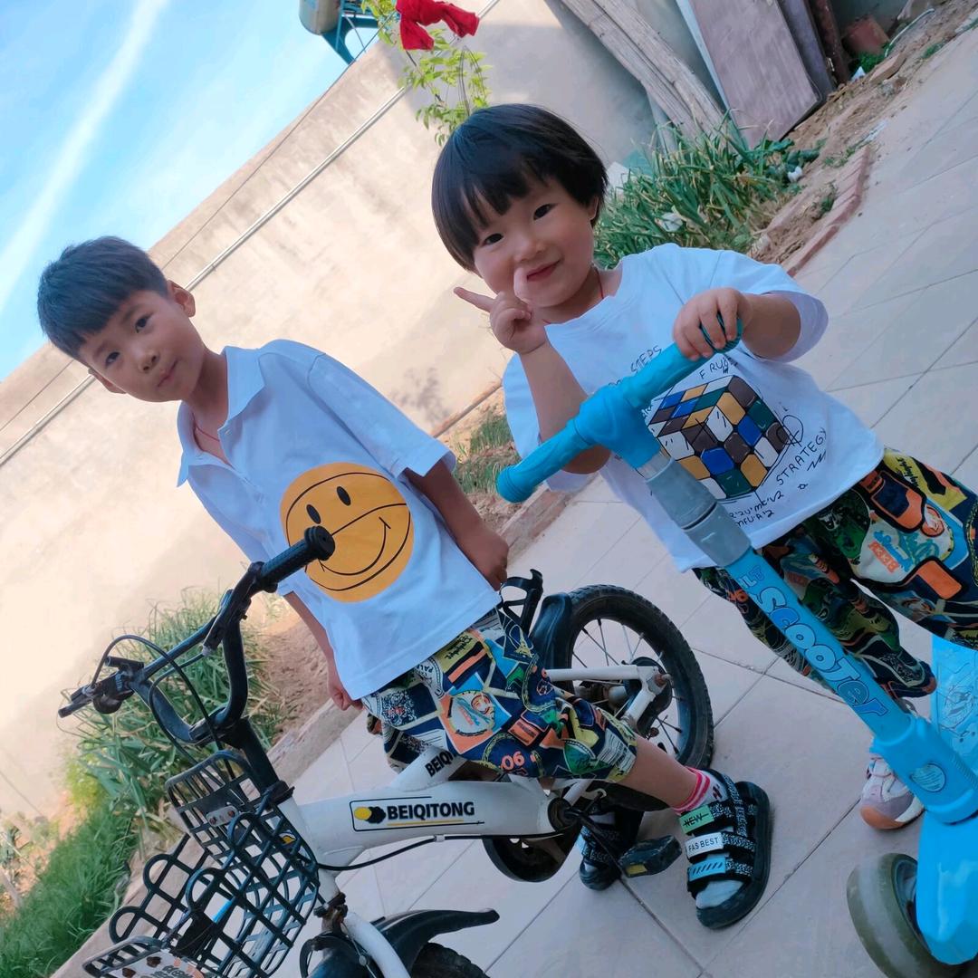 寻找熊大熊二的光头强