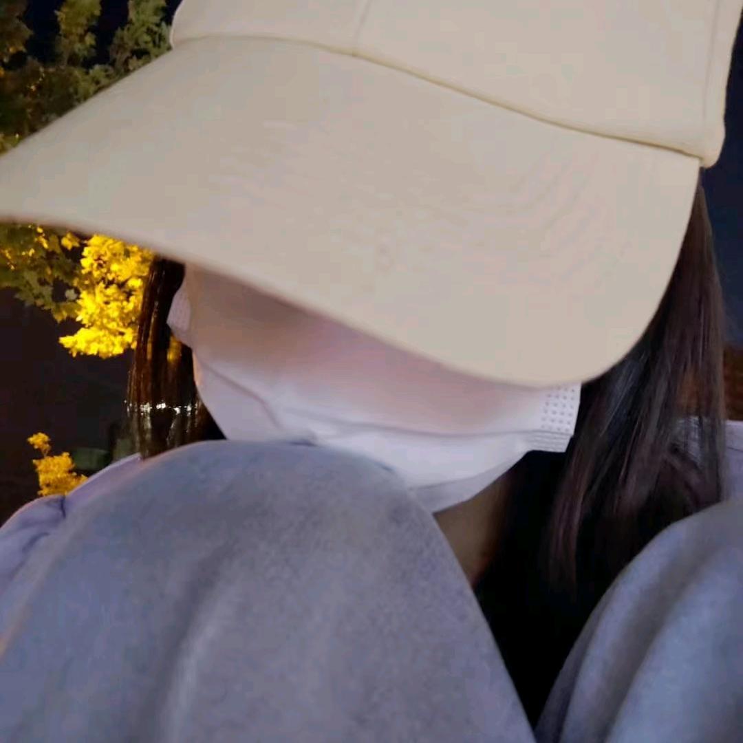 肆珊珊吖