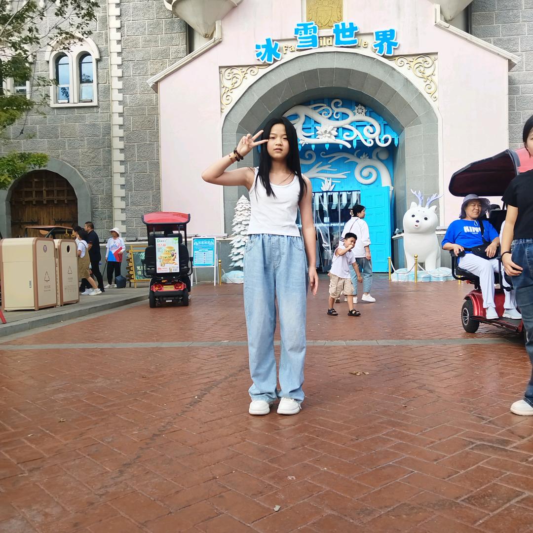 护肤品源头工厂店