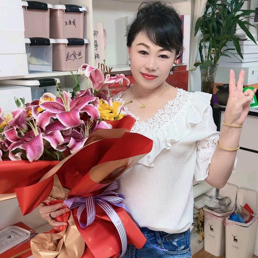 用户2147666524433美丽