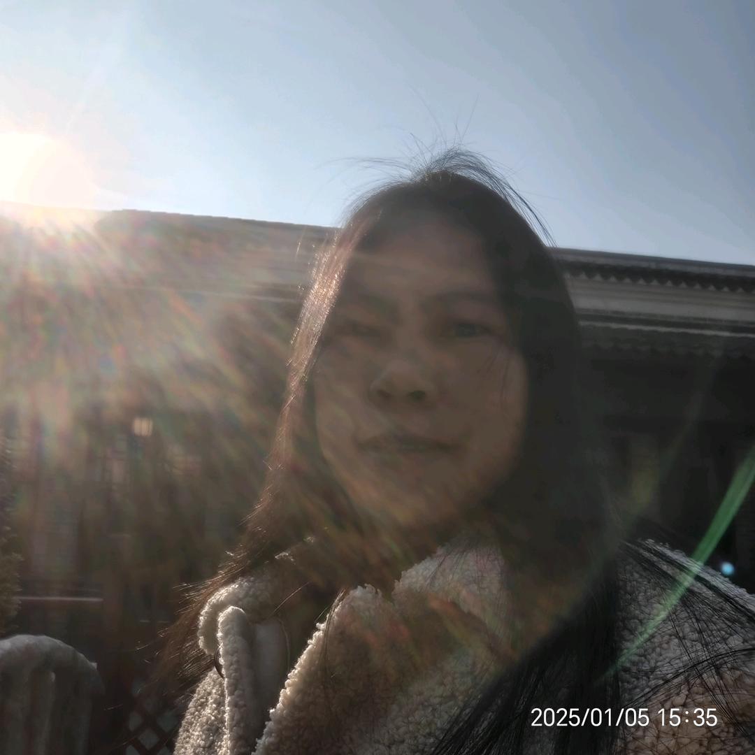 玲婷君（夜郎潇湘）