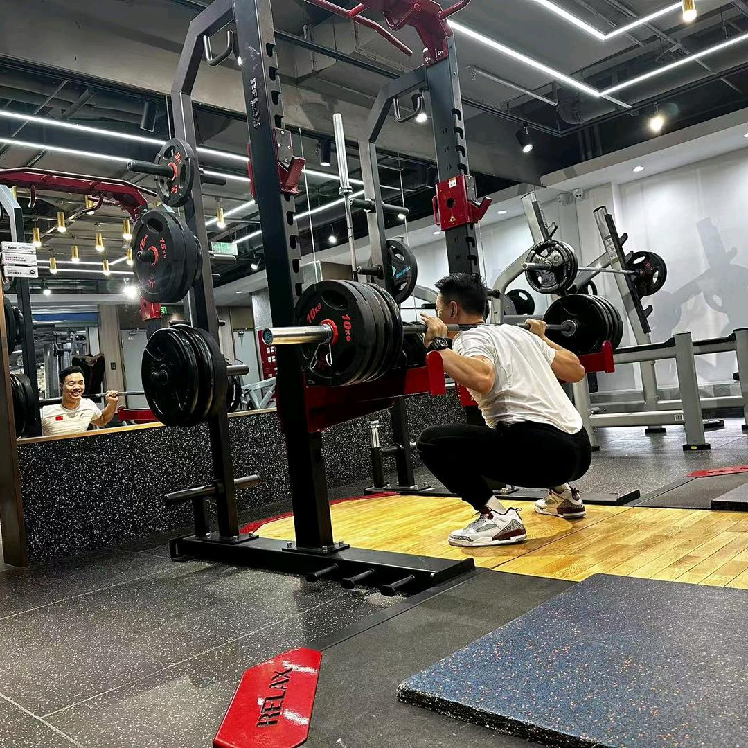 黄耀红-人类身材装修师 （嘉佑健身）